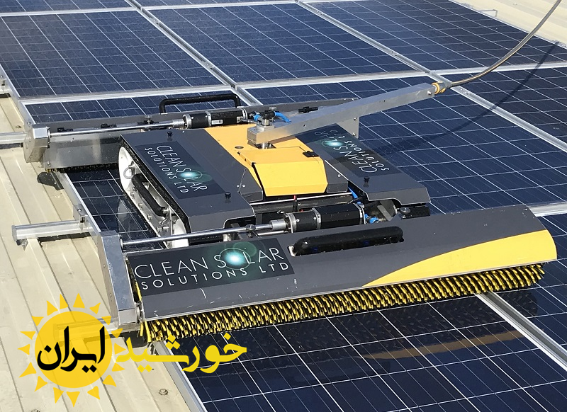 ربات شستشوی پنل های خورشیدی
